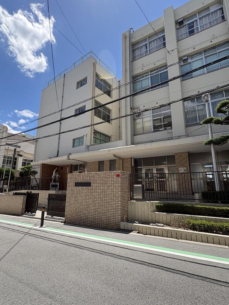 小学校　大阪市立苗代小学校（小学校）まで550m