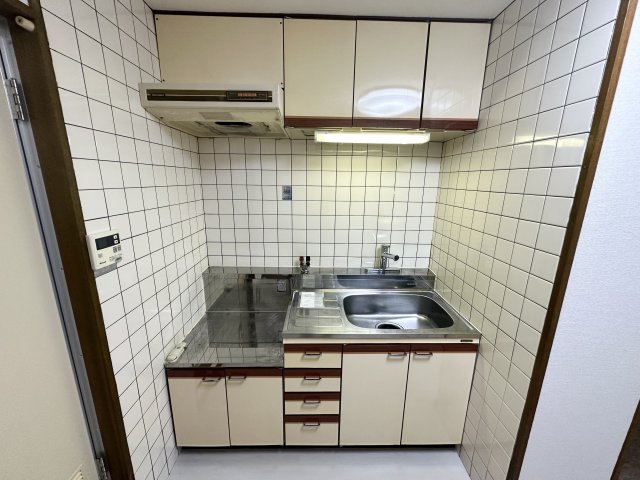 キッチン　壁付けキッチンでスペースを有効活用できます！