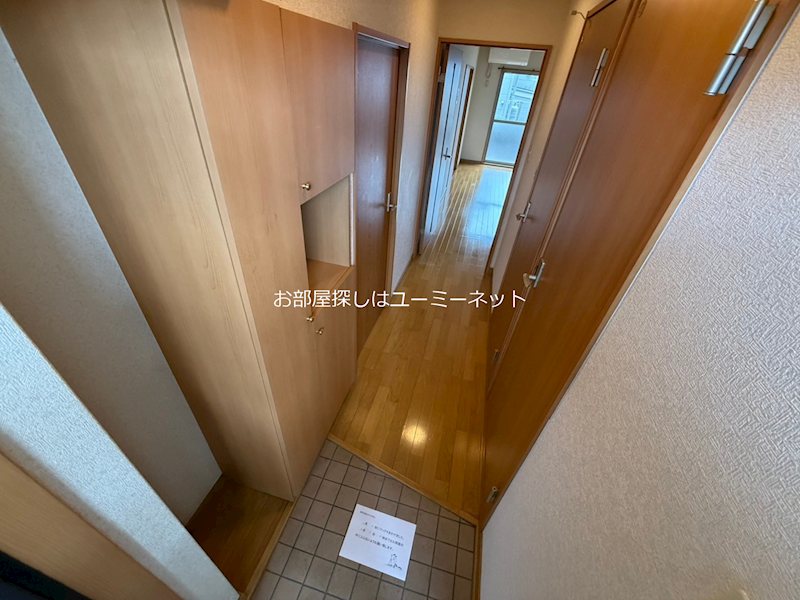 玄関　実際のお部屋とは異なる場合がございます。