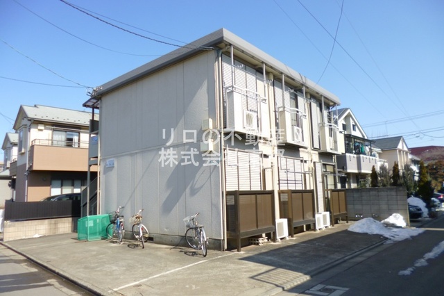 建物外観　周辺は閑静な住宅街ですので落ち着いた住環境です！