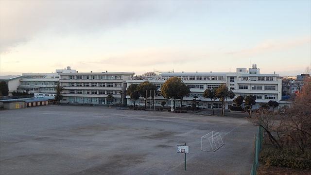 中学校　上尾市立太平中学校（中学校）まで729m