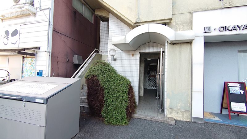 エントランス