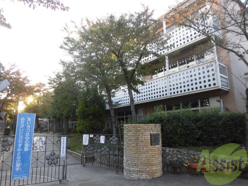 小学校　芦屋市立宮川小学校（小学校）まで171m