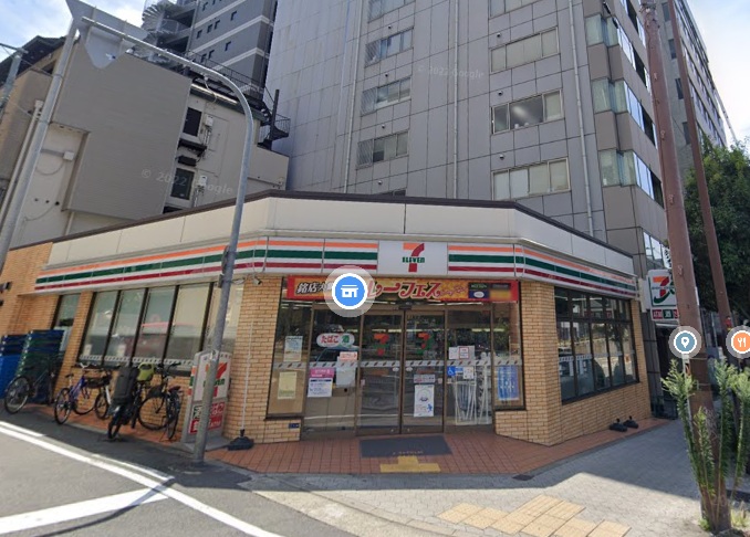 コンビニ　セブンイレブン大阪谷町9丁目店（コンビニ）まで290m