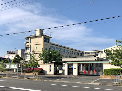 小学校　堺市立英彰小学校（小学校）まで1252m