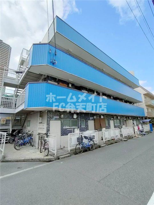 建物外観　落ち着いた雰囲気の外観です