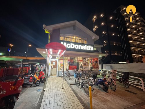 飲食店　マクドナルド 15号新子安店（飲食店）まで600m