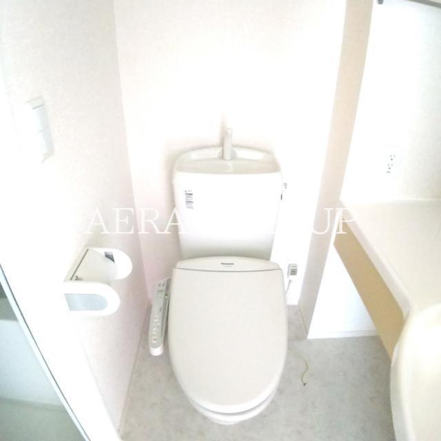 トイレ　別部屋参考写真。