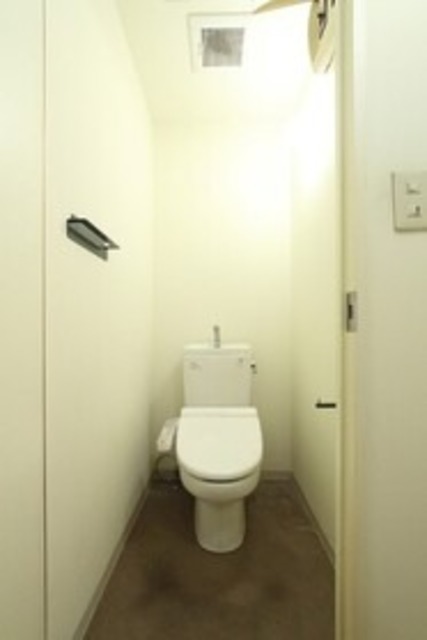 トイレ　別部屋同仕様