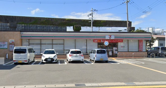 コンビニ　セブンイレブン　姫路南畝町店（コンビニ）まで300m