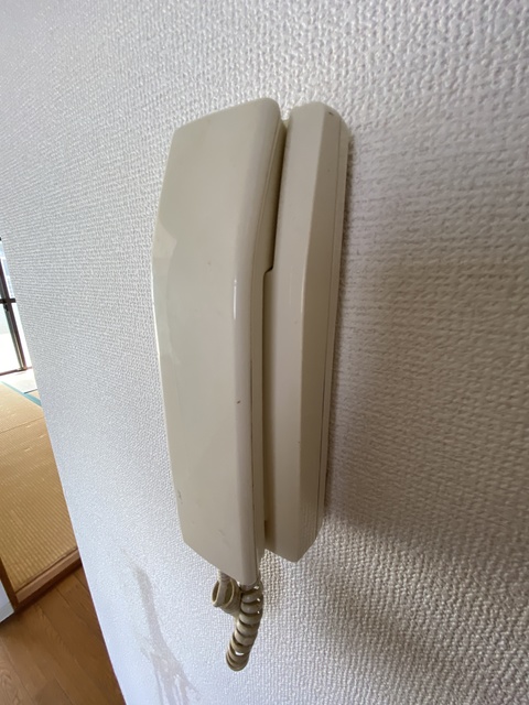 セキュリティ　来客時は、こちらで確認を。