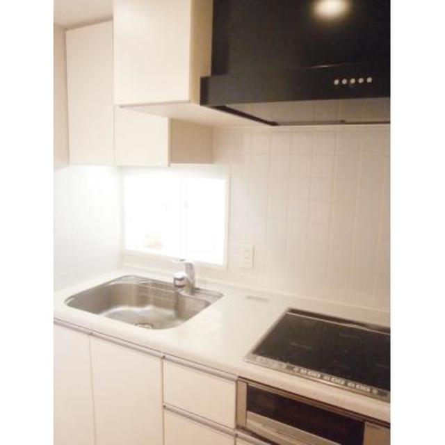 キッチン　※写真は同タイプ住戸です。