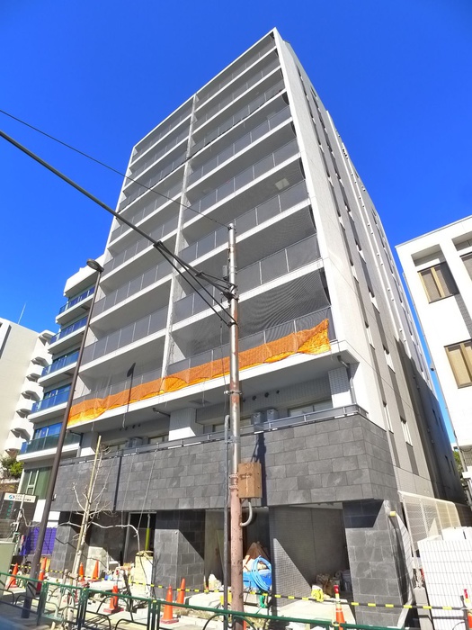 建物外観　建築中