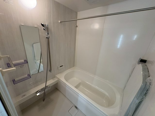 バス・シャワールーム　※建築中の為、実際のお部屋と仕様が異なるケースがございます。