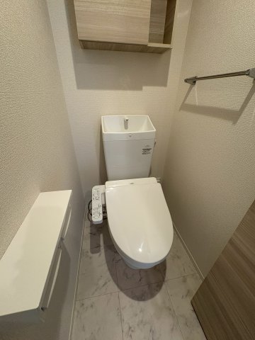 トイレ　※建築中の為、実際のお部屋と仕様が異なるケースがございます。
