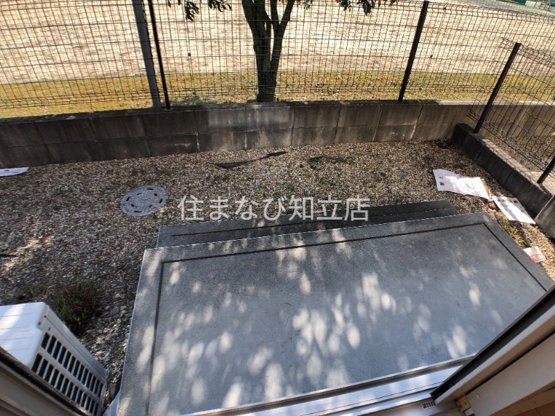 庭　同型タイプ