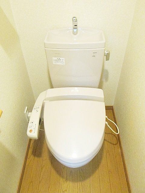 トイレ　トイレ