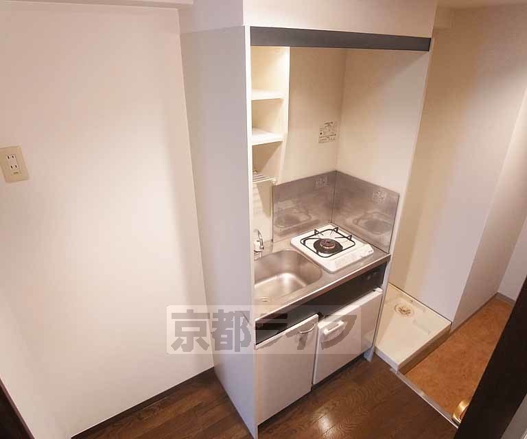 キッチン　コンパクトなキッチンです。
