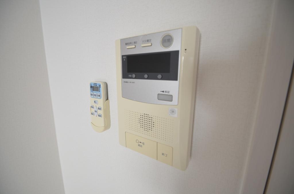 セキュリティ　カメラ付インターホン
