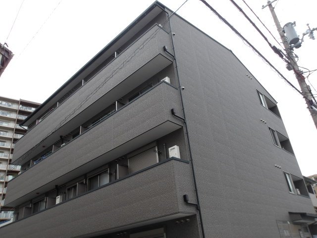 アークリード石山の外観写真