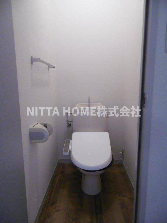 トイレ　落ち着いたトイレスペースです＊
