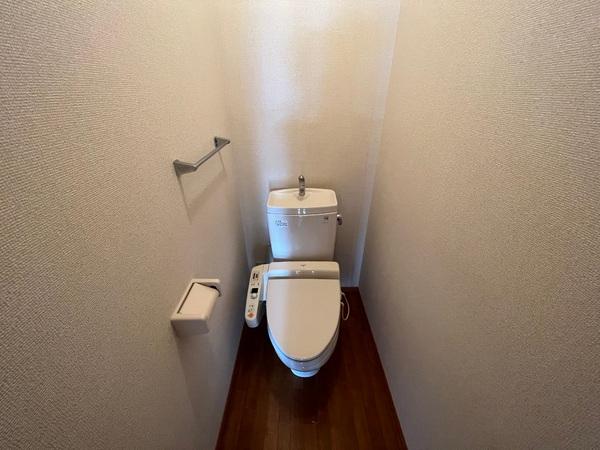 コーラルウェイ 野洲市冨波乙のトイレ写真
