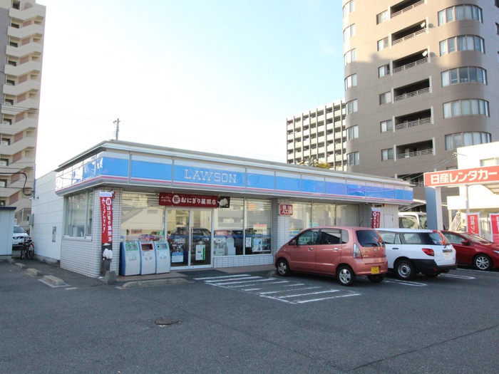 コンビニ　ローソン八幡筒井町店（コンビニ）まで294m