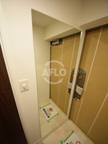 その他　レオンコンフォート大手前ラトゥール　姿見