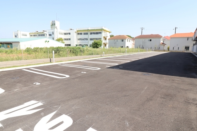 駐車場　駐車場