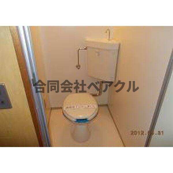 トイレ　落ち着いたトイレです