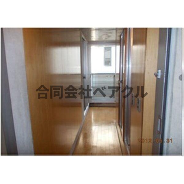 玄関　落ち着いた玄関です