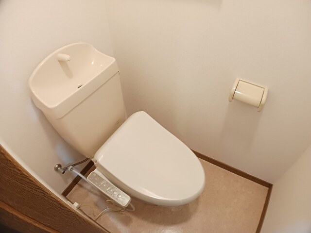 ロワ・リオン上町のトイレ写真