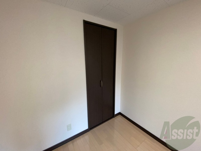 収納　寝室の収納です。部屋がすっきり片付きます。