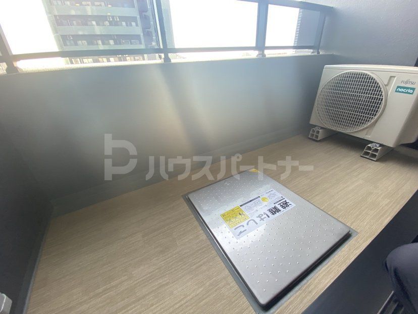 バルコニー　バルコニー