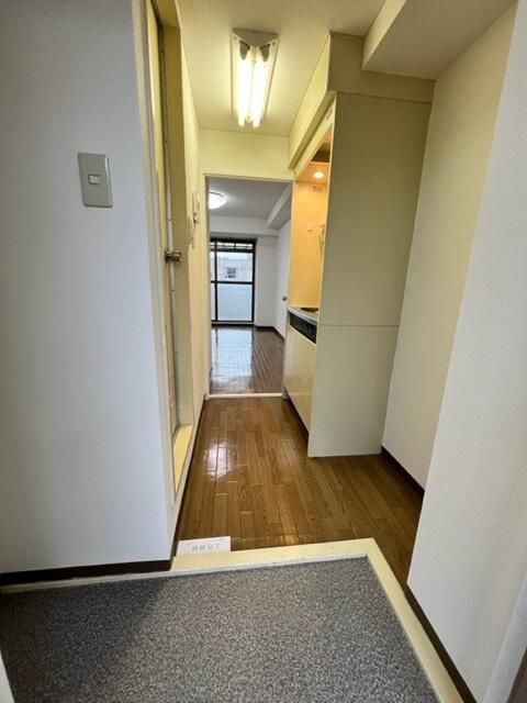 玄関　以下別号室参考写真