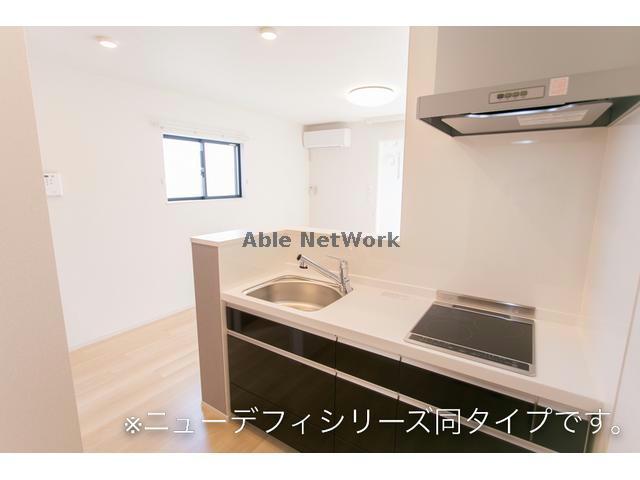 岡崎市 2階建 築1年のキッチン写真