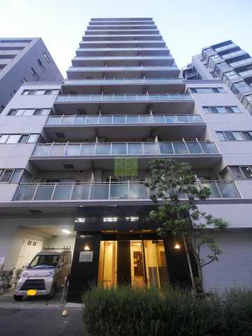 建物外観　グローリオ東新宿