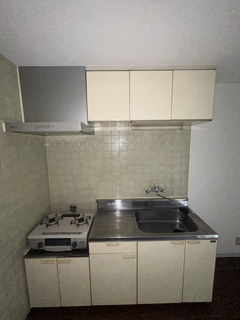 キッチン　別部屋参考写真です