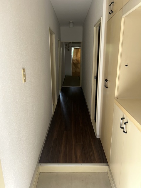 玄関　別部屋参考写真です