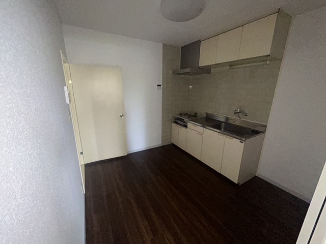 居室・リビング　別部屋参考写真です