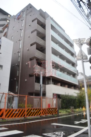京急本線 京急蒲田駅 徒歩7分 8階建 築16年の外観写真