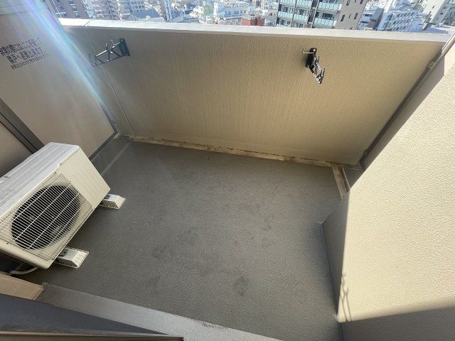 バルコニー　同物件別部屋写真