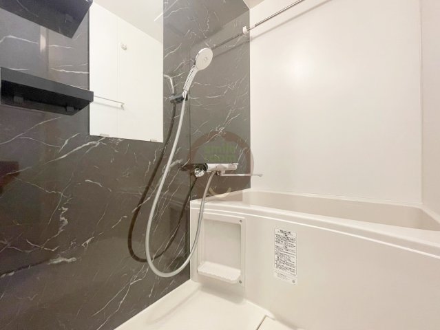 S-RESIDENCE城東SEVERの風呂写真