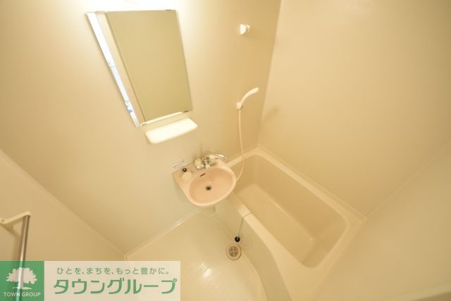 バス・シャワールーム　お問合せはタウンハウジングまで！※現地待合わせ相談可能