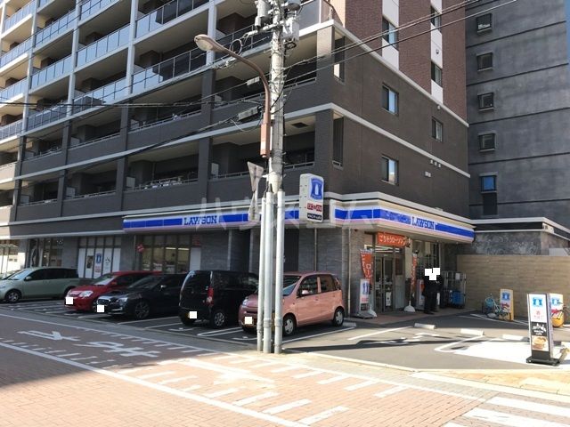 コンビニ　ローソン 福岡姪浜駅前店（コンビニ）まで455m