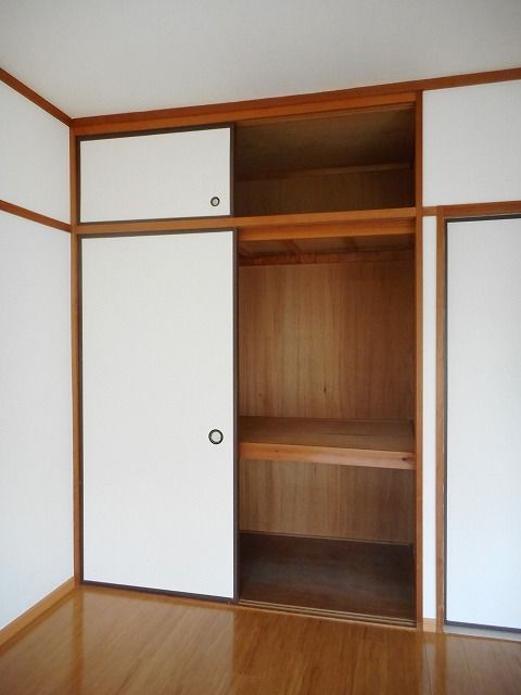 ファミール桂の内装写真