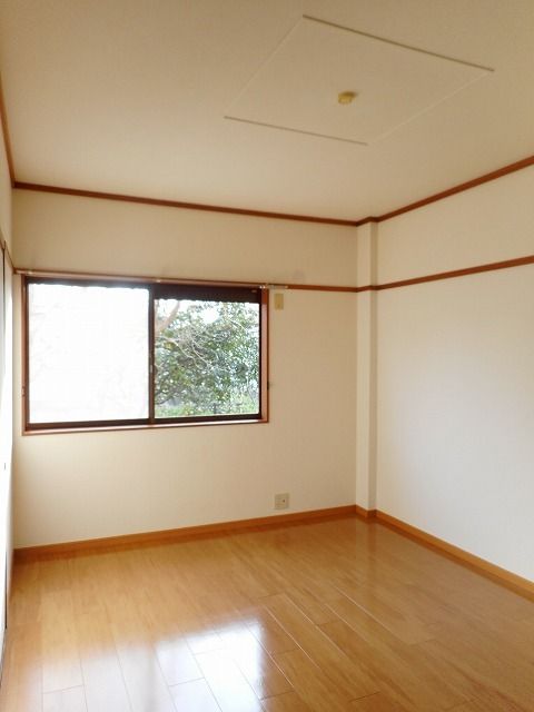 ファミール桂の内装写真