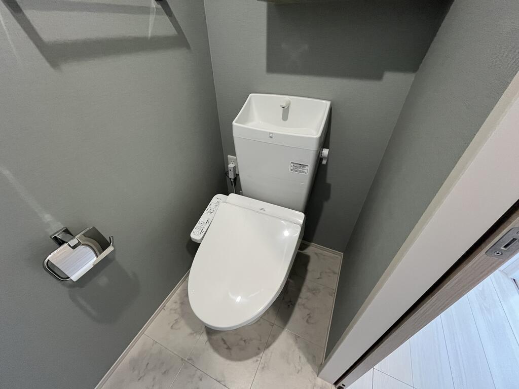ＪＲ東北本線 南仙台駅 徒歩20分 2階建 築1年のトイレ写真