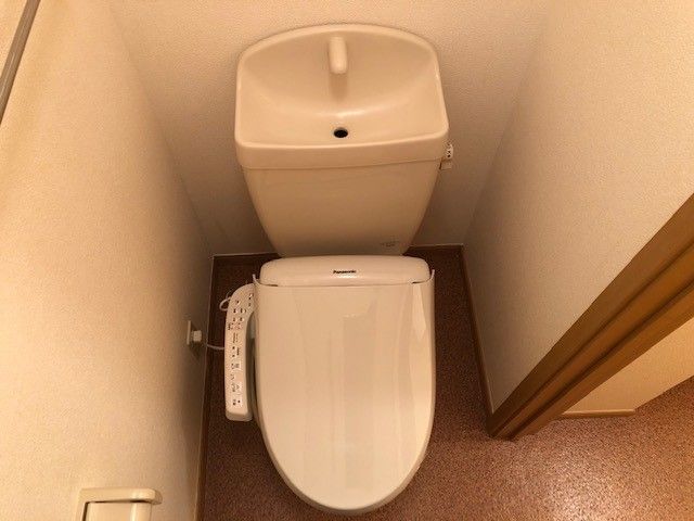 グランデパインヒルズCのトイレ写真