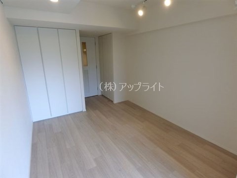 Brillia ist 千駄ヶ谷の居間写真
